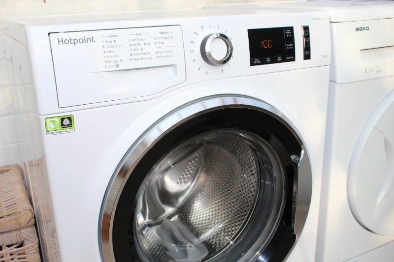 Hotpoint ActiveCare洗衣机评论NM11 1045 WC A UK (2)
